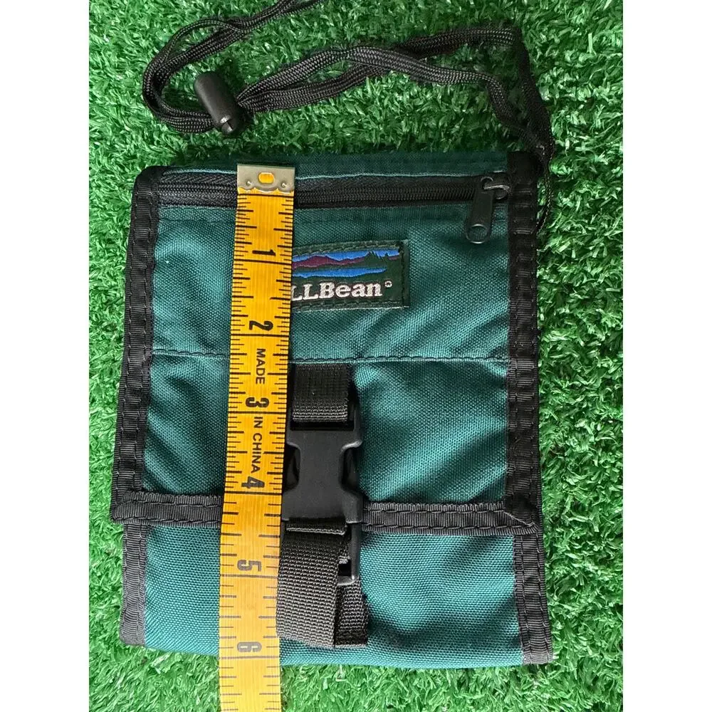 Vintage LL Bean Nylon Messenger Crossbody Hiking Bag Green 90s